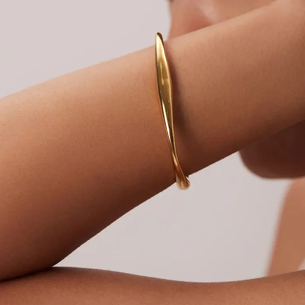 14k Gold Wave Cuff Bracelet - Image 2