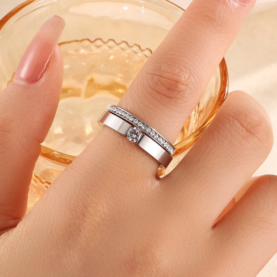 2pc Crystal Accent Ring Set - Image 2
