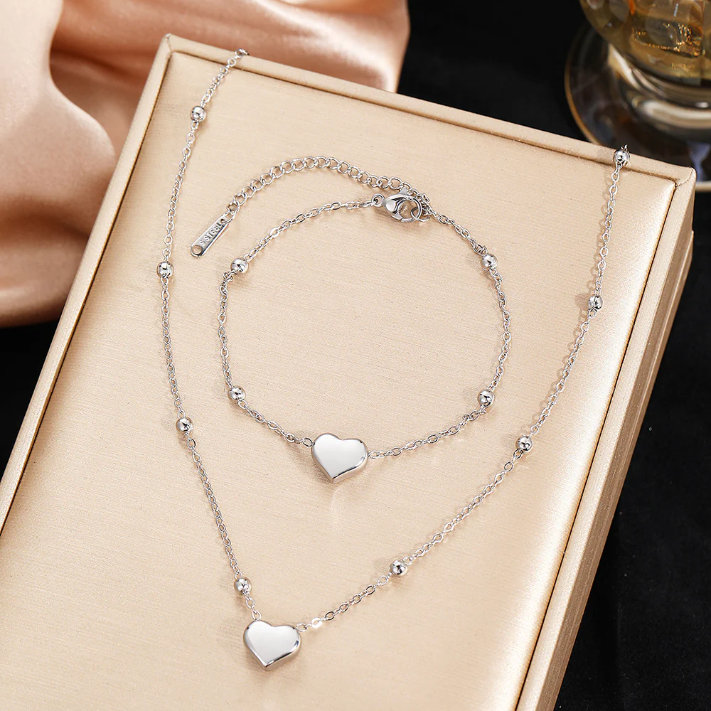 2pc Gold Heart Pendant Necklace & Bracelet Set - Image 3