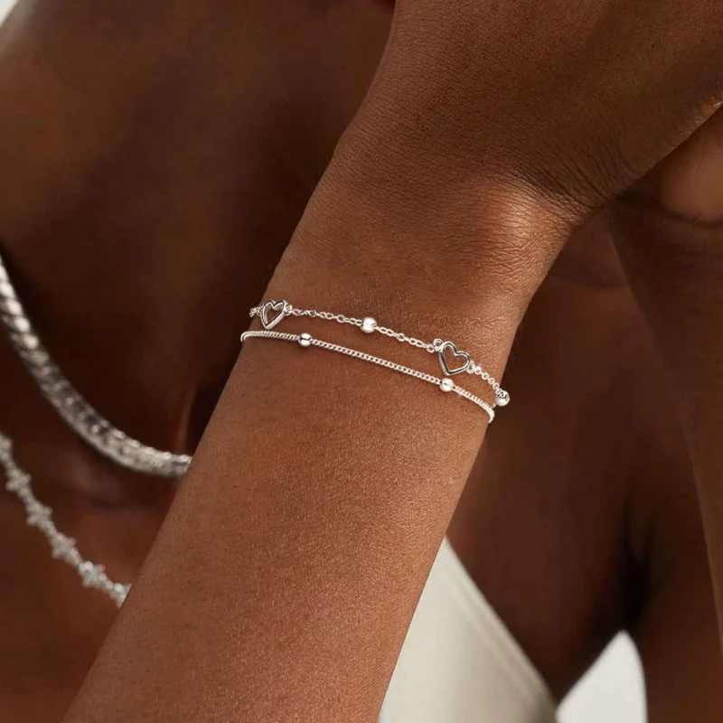 2pc Gold Layered Heart Bracelet Set - Image 2