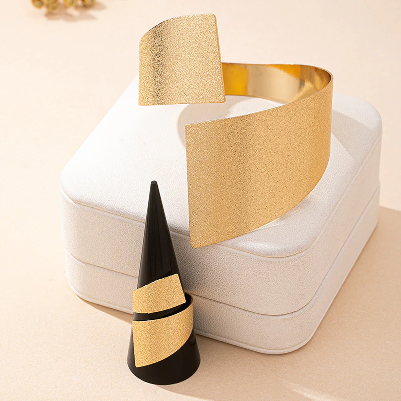 2pc Matte Geometric Cuff & Ring Set - Image 2