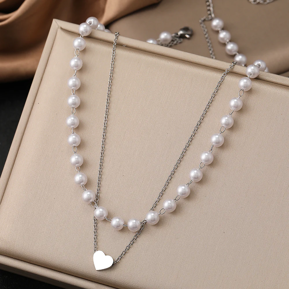 2pc Pearl and Heart Pendant Necklace Set - Image 3