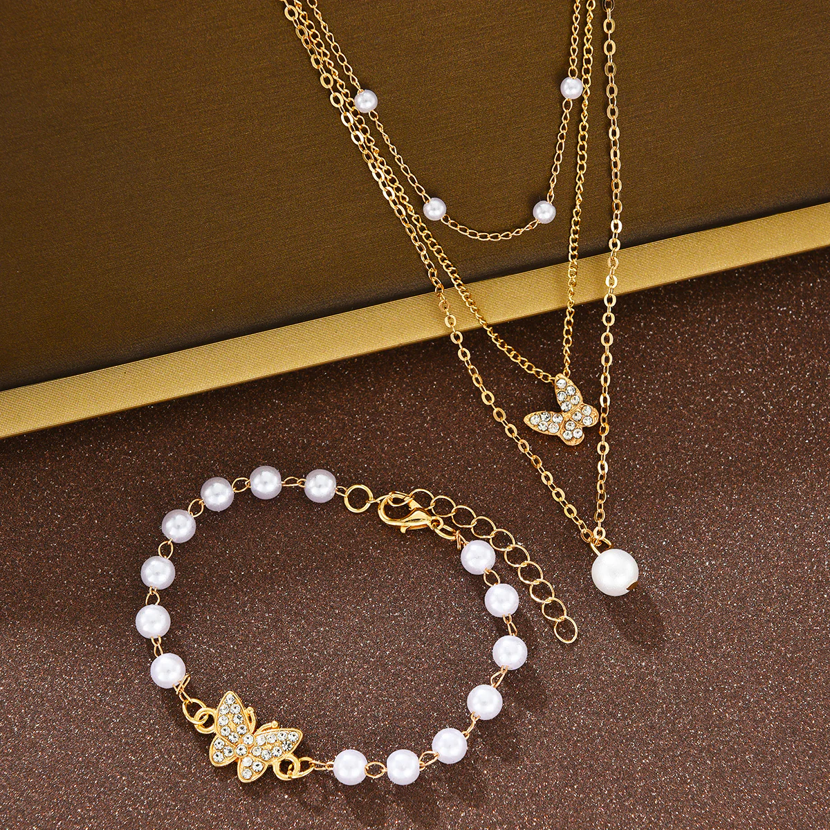 2pc Pearl Butterfly Bracelet & Necklace Set - Image 3