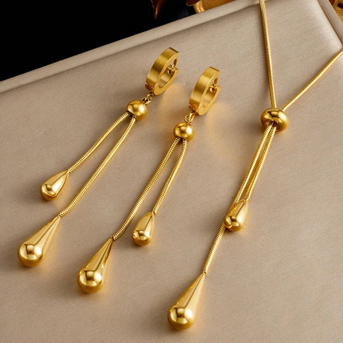 3pc Geometric Dangling Drops Necklace & Earrings Set - Image 5