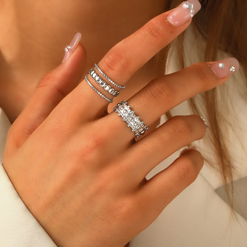 3pc Gold Beaded Ring Stack - Image 2