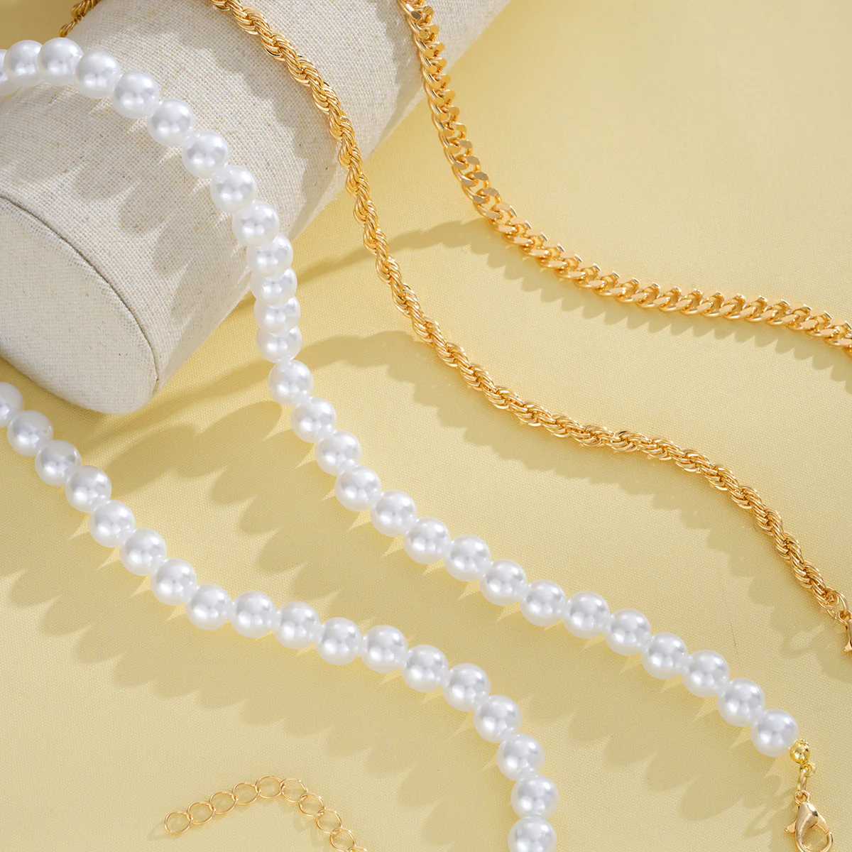 3pc Layered Pearl & Twisted Chain Necklace Set - Image 2
