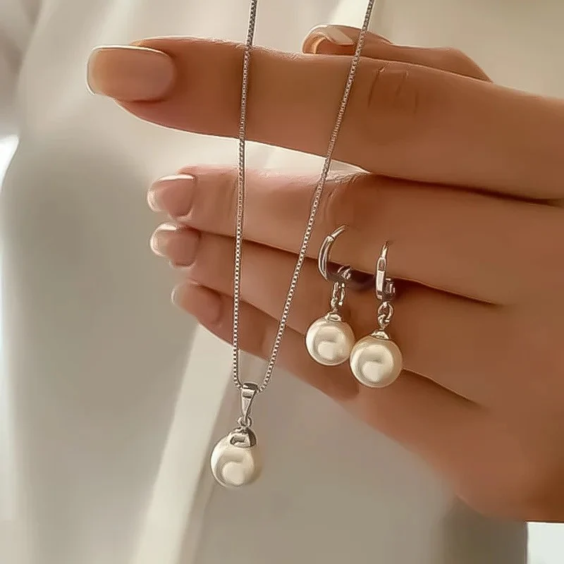 3pc Round Pearl Necklace and Earring Set - Image 2