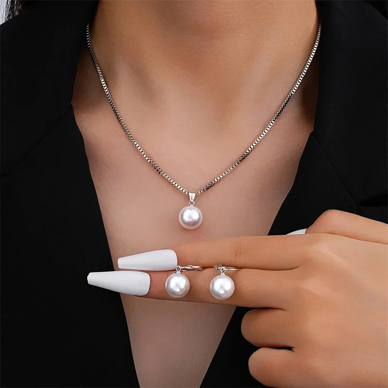 3pc Round Pearl Necklace and Earring Set - Image 4