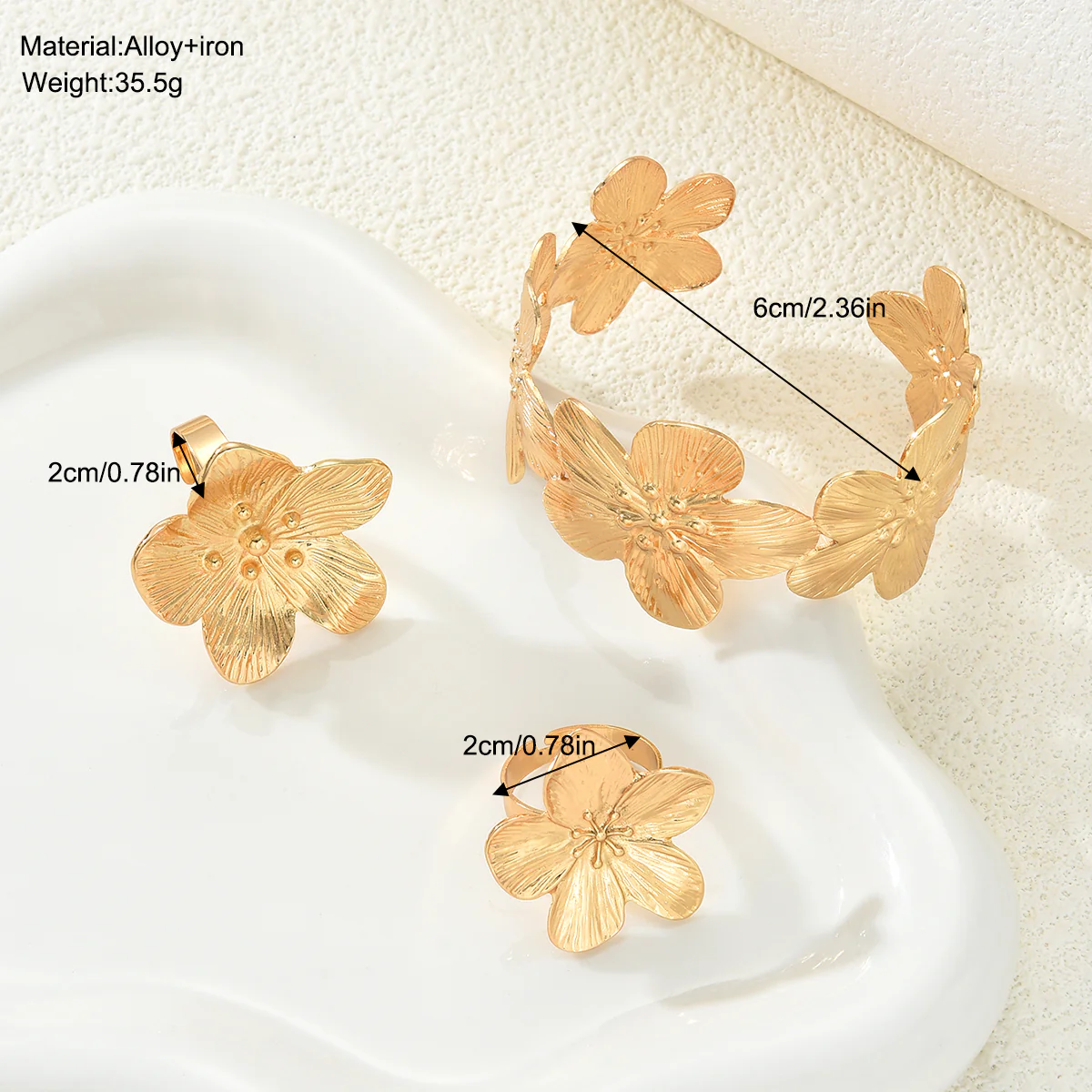 3pc Textured Floral Gold Ring & Bracelet Set - Image 3