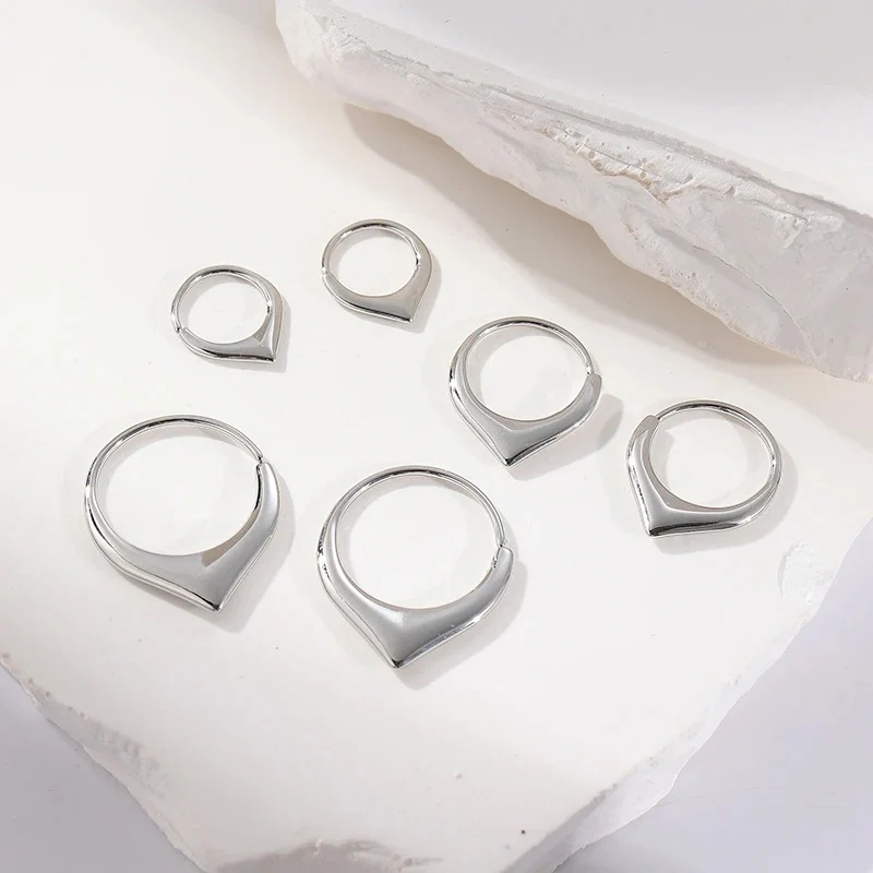3pc Tiny Petal Earrings - Image 4