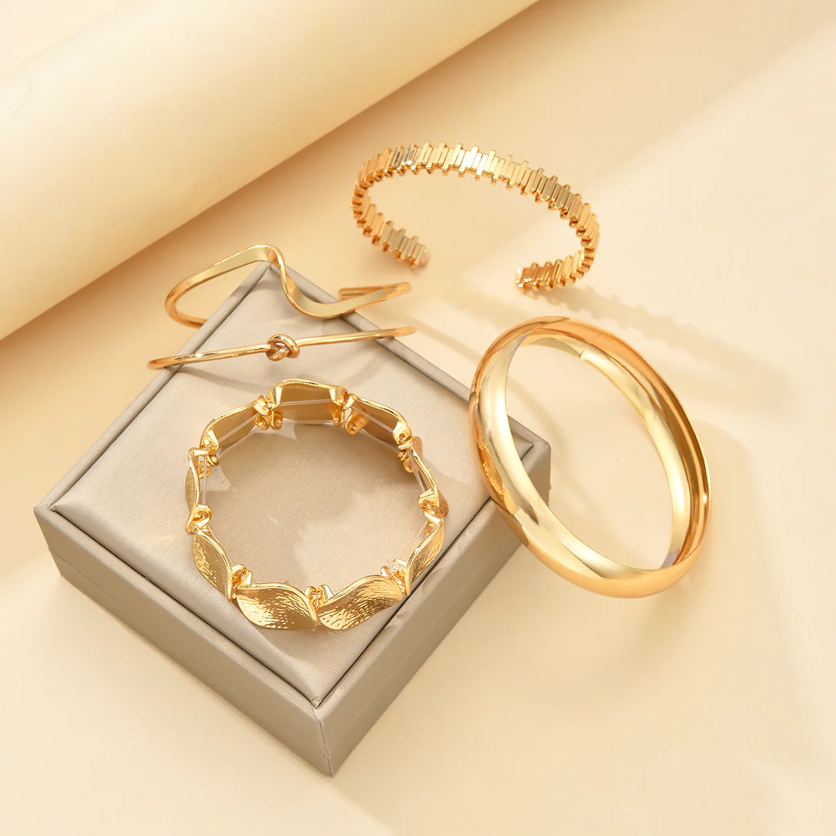 5pc Gold Knot Bangle Bracelet Set - Image 2