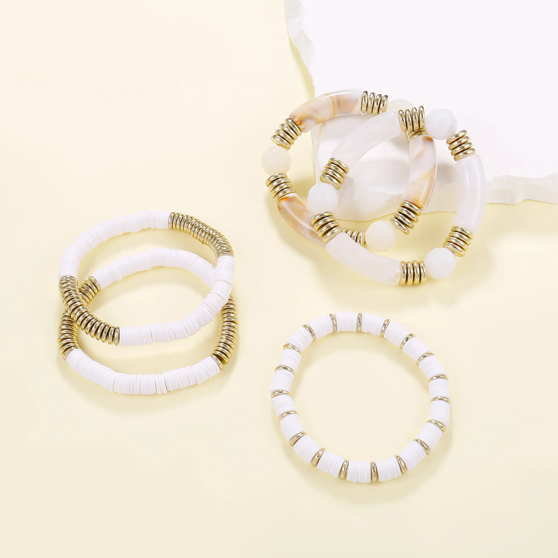 5pc White Resin & Gold Beaded Bracelet Set - Image 4