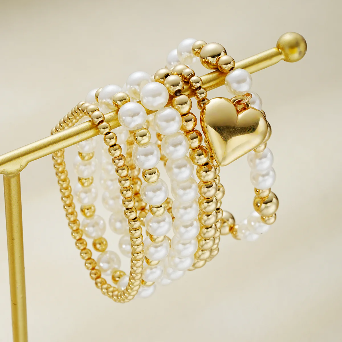 6pc Pearl & Gold Beaded Heart Bracelet Set - Image 4