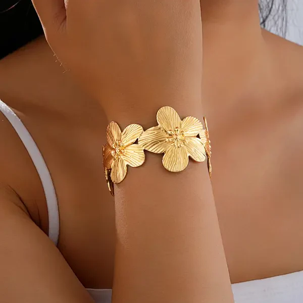 8pc Floral Bracelet Set - Image 3