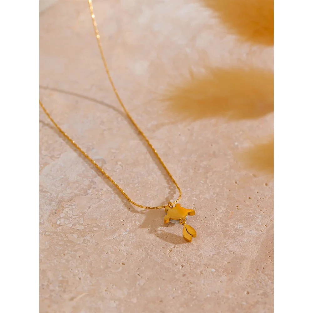 Agile Goldfish Necklace - Image 3