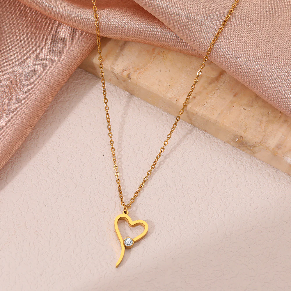 Asymmetrical Heart Pendant Necklace - Image 3