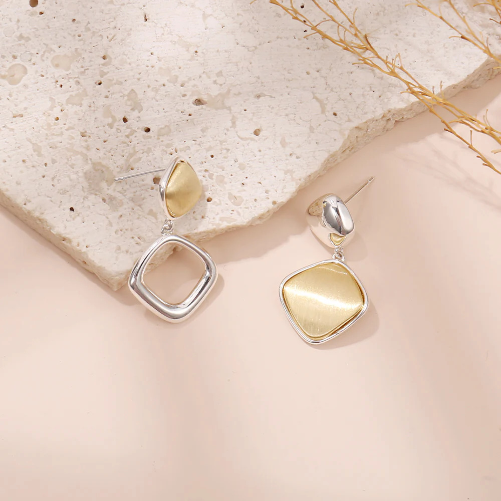 Asymmetrical White Geometric Drop Earrings - Image 3