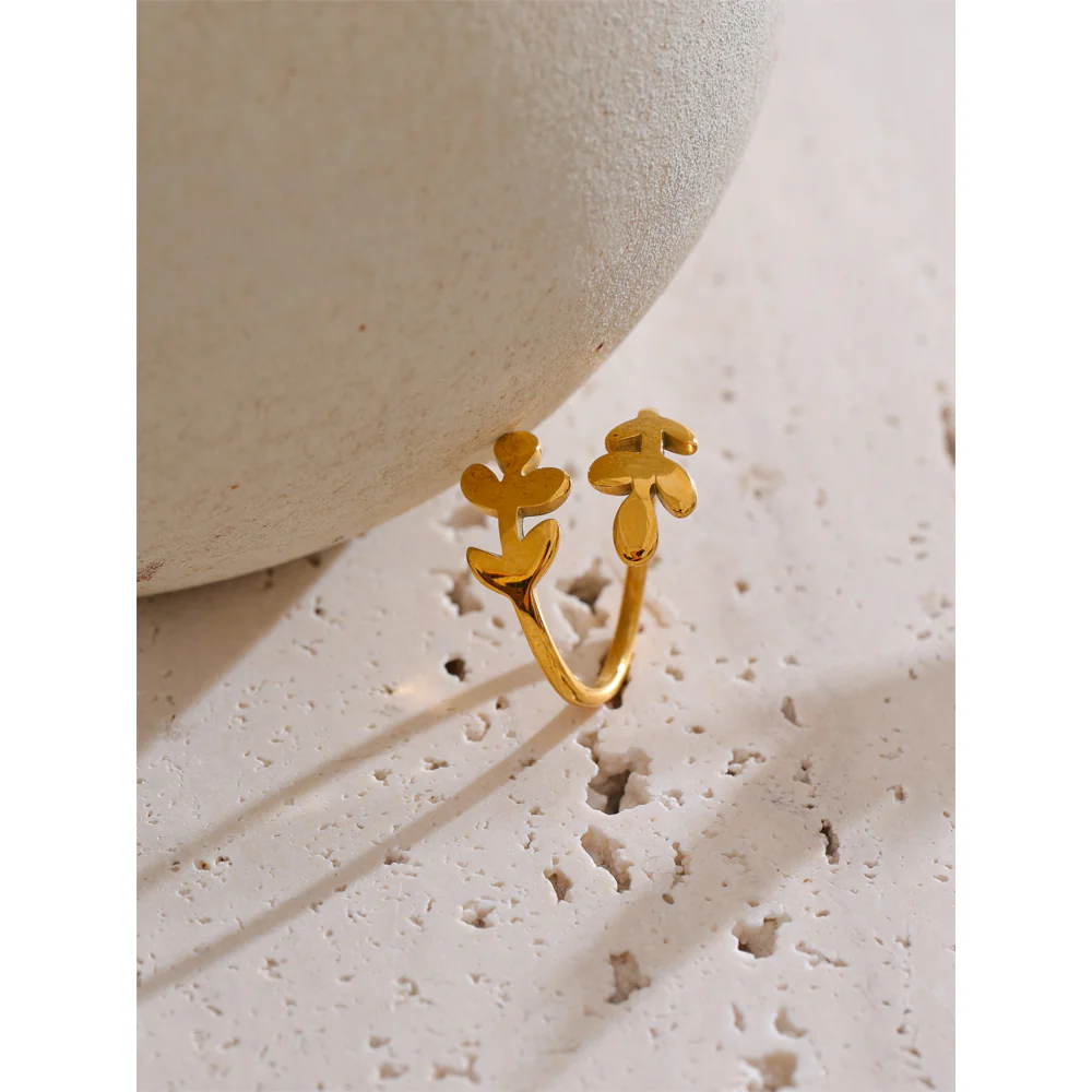 Autumn Leaf Adjustable Ring - Image 2