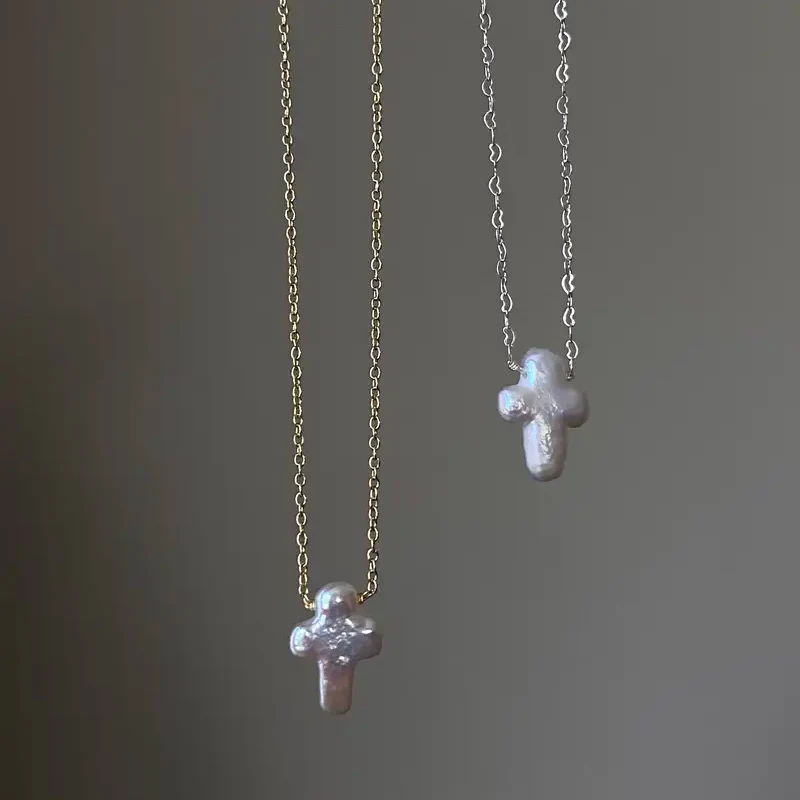 Baroque Cross Pearl Necklace - Image 4