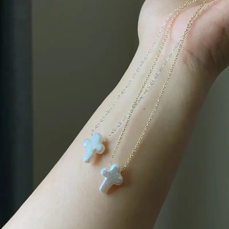 Baroque Cross Pearl Necklace - Image 5
