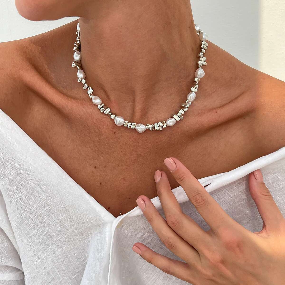 Beaded Pearl Choker Necklace - Image 2