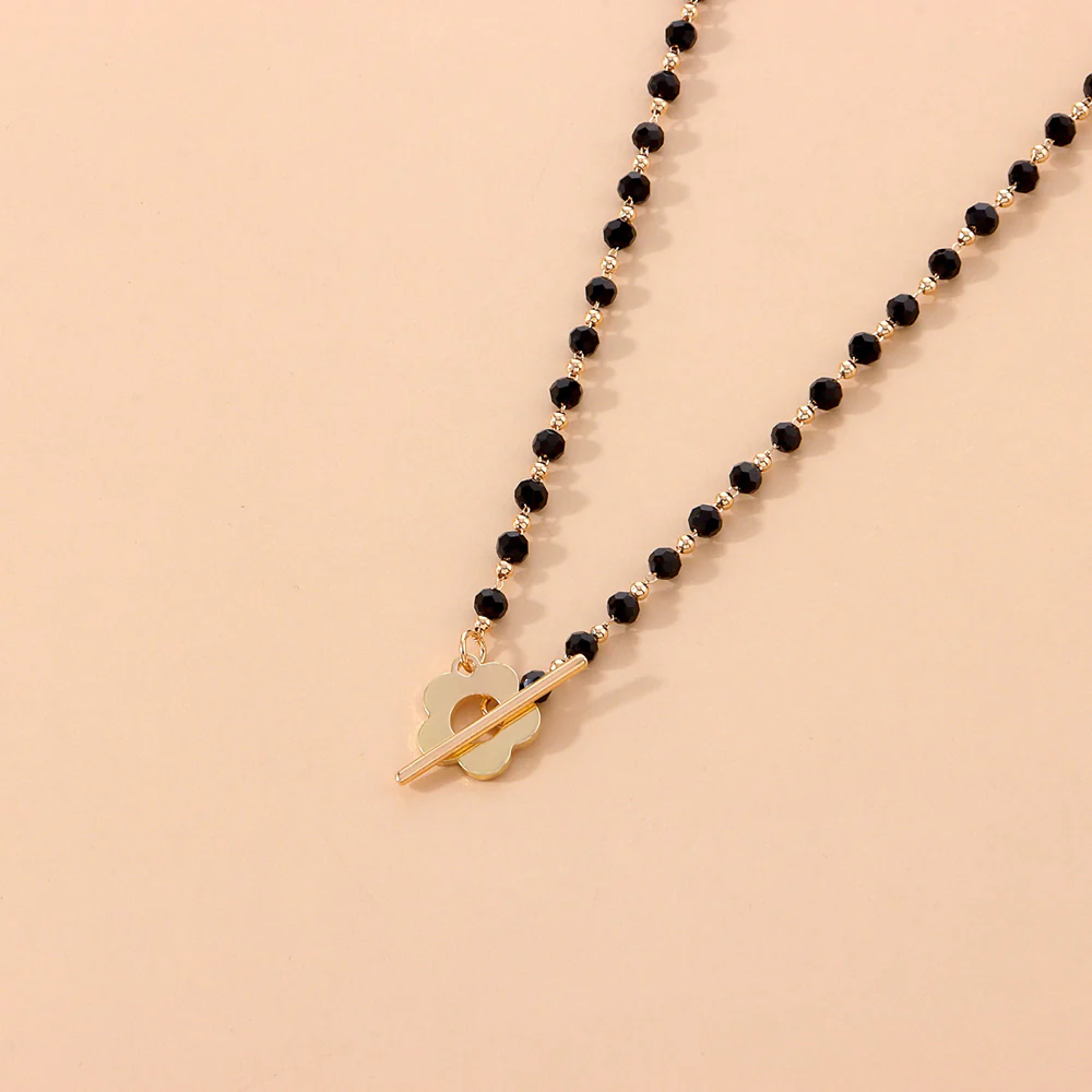 Black Bead Clover Toggle Choker - Image 6