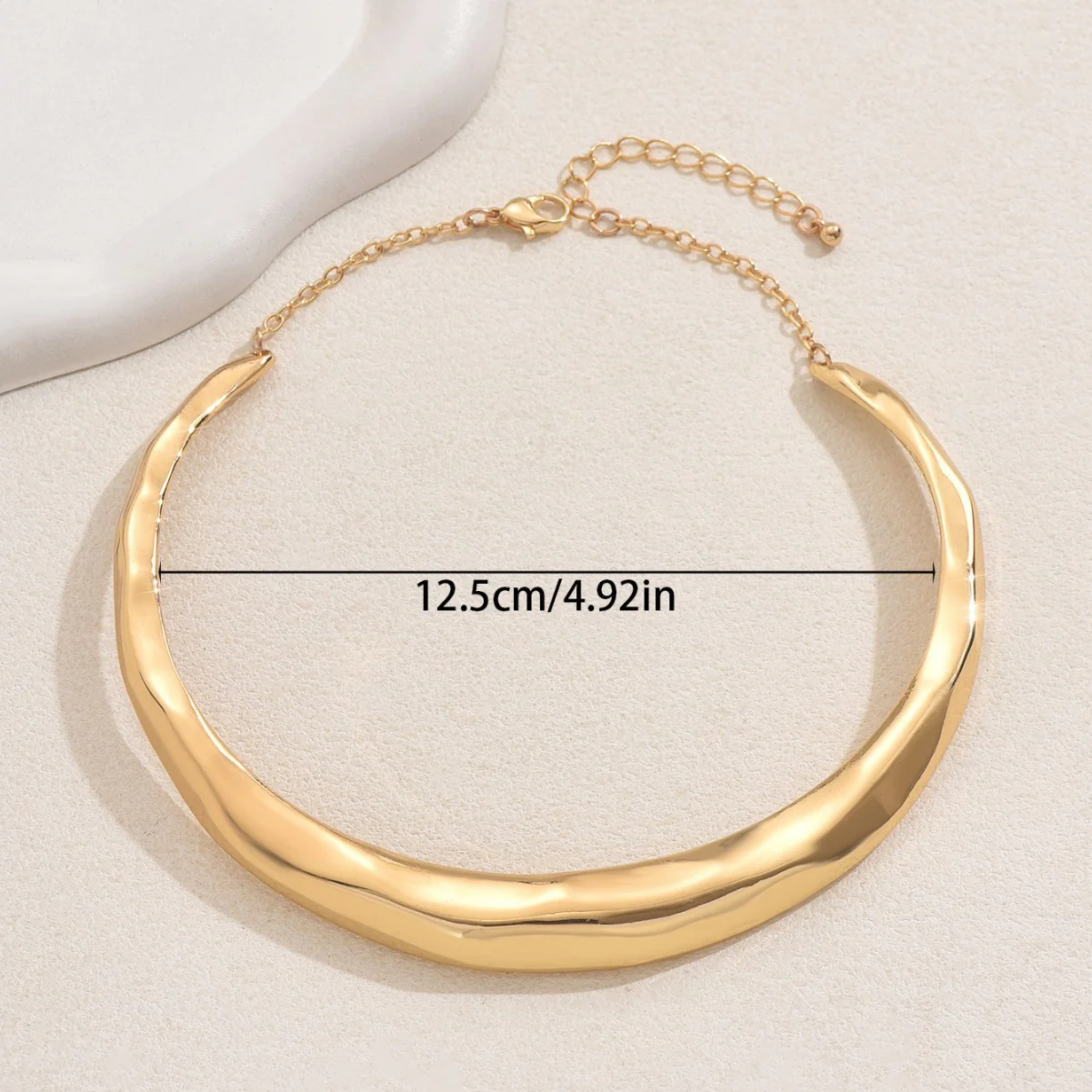 Bold Chunky Gold Collar Necklace - Image 2
