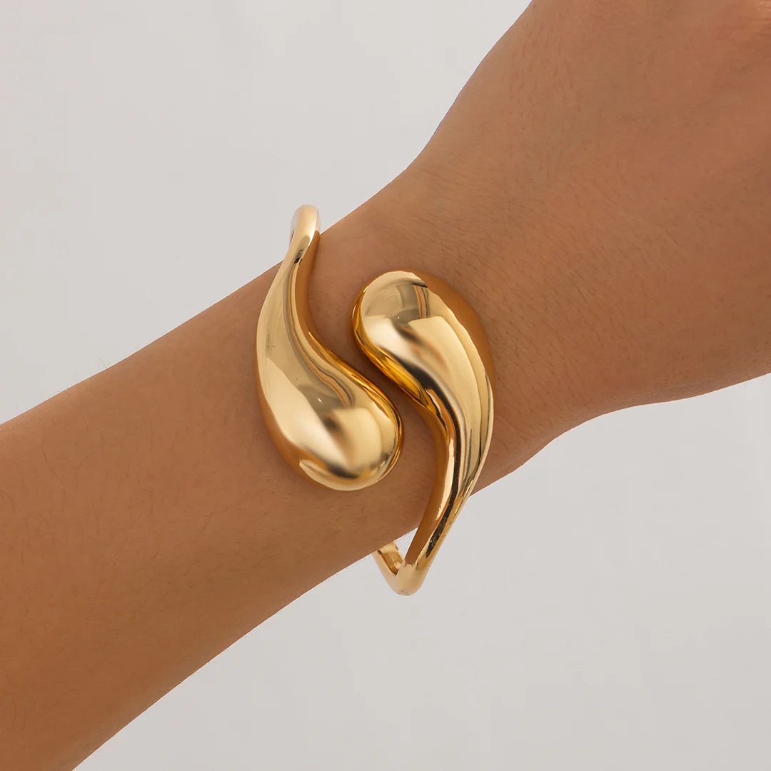 Bold Teardrop Metal Cuff Bracelet - Image 3