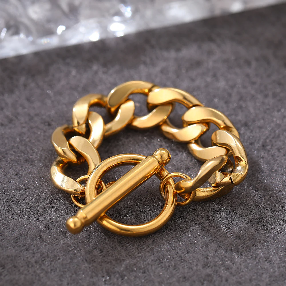 Bold Toggle Chain Ring - Image 3