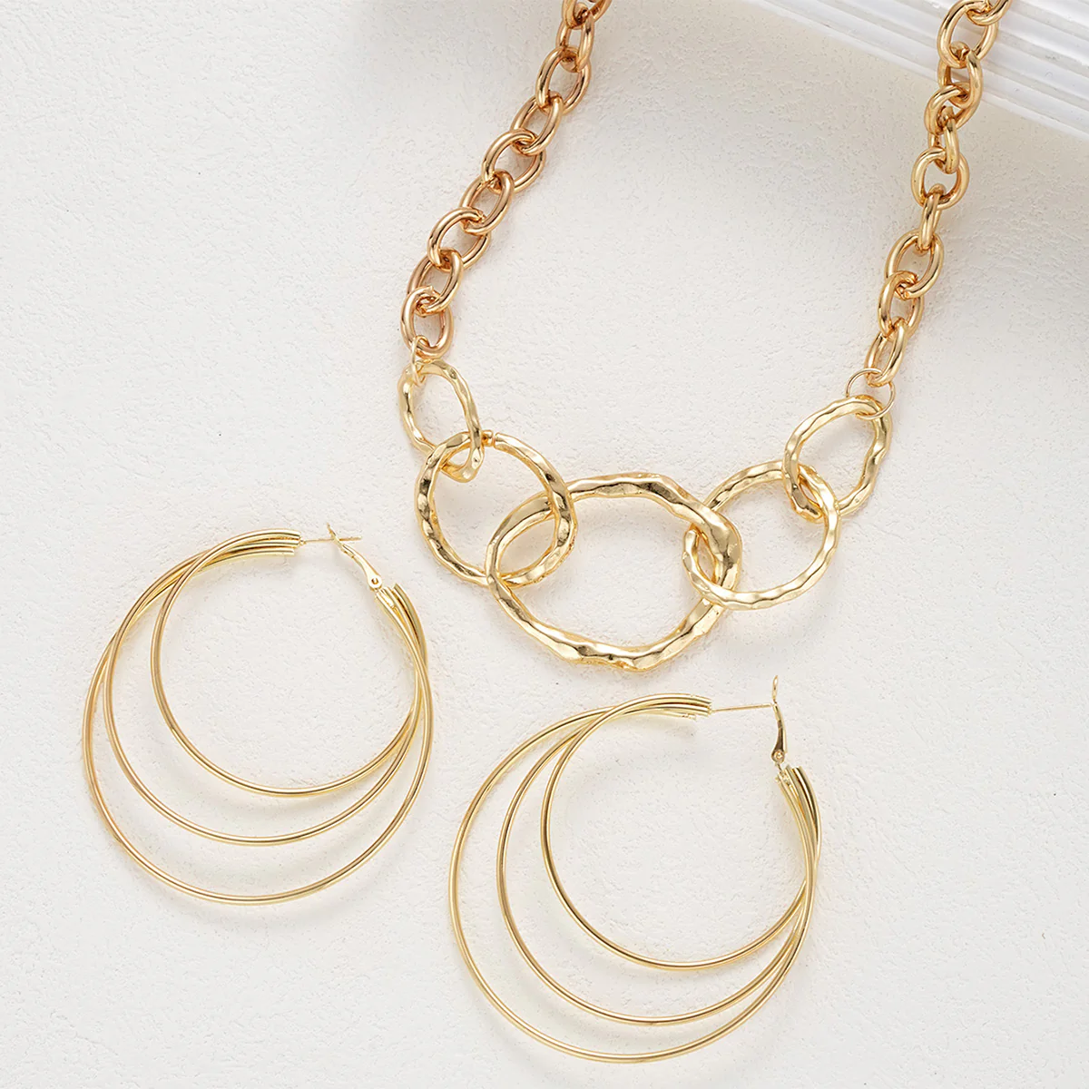 Chunky Hammered Link Necklace & Hoop Earring Set - Image 3