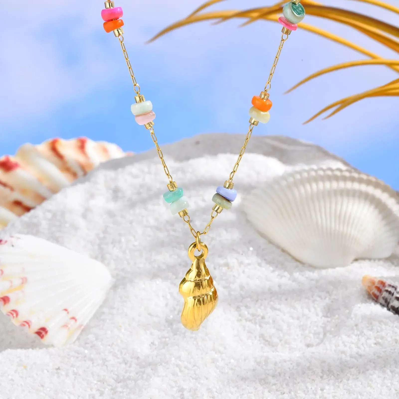Colorful Conch Necklace - Image 4