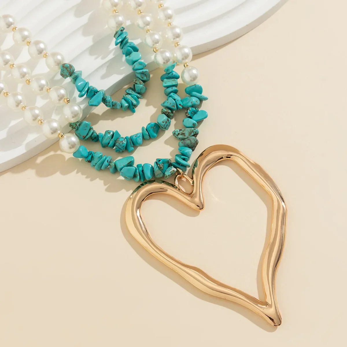 3pc Colorful Pearl Heart Shaped Layered Necklace - Image 9