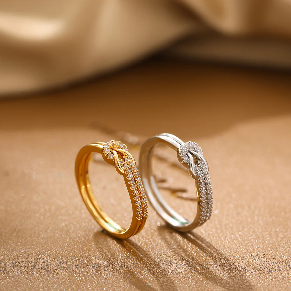 Couple Knot Zircon Ring Set - Image 4