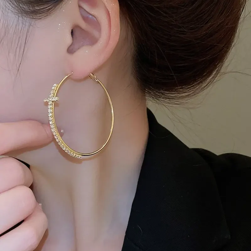 Dainty Cross Hoop Earrings - Image 3
