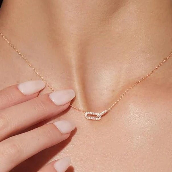 Dainty Intertwined Paperclip Necklace - Image 5