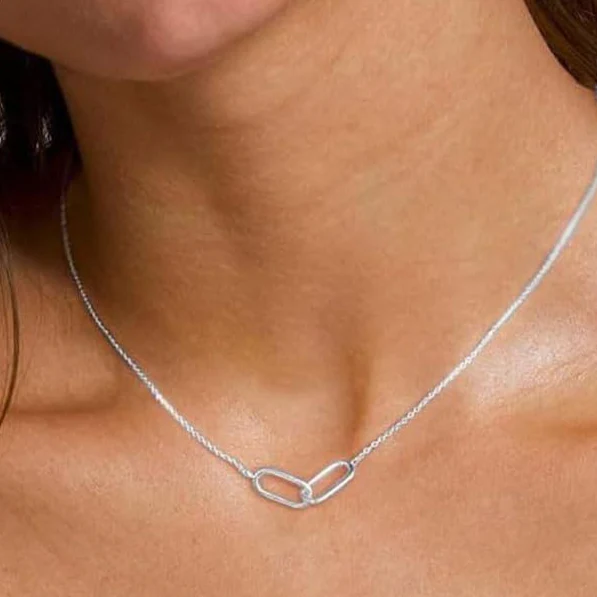 Dainty Intertwined Paperclip Necklace - Image 6