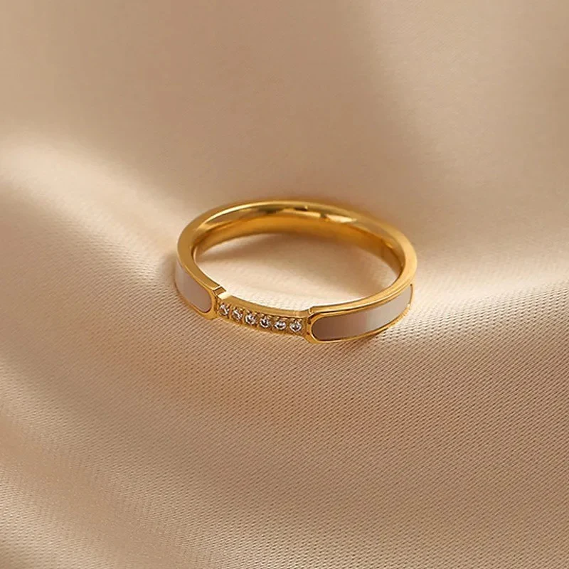 Dainty Shell Diamond Ring - Image 3