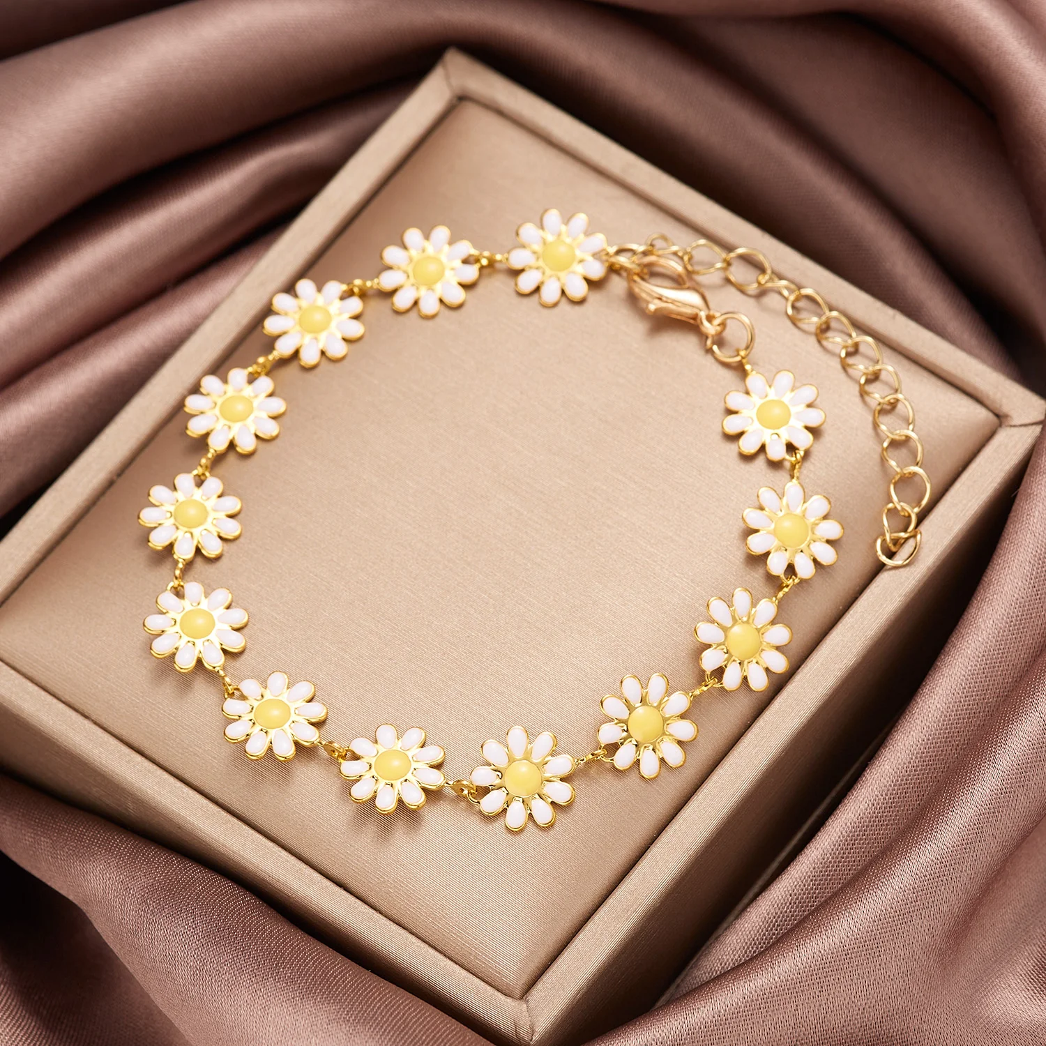 Daisy Chain Enamel Bracelet - Image 10