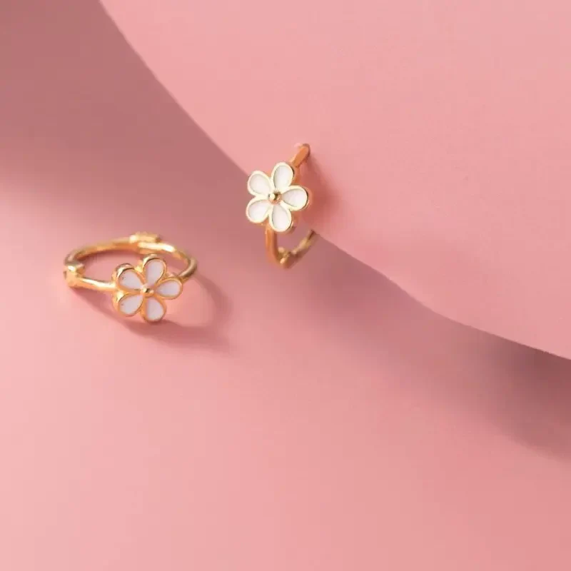 Daisy Flower Hoop Earrings - Image 6