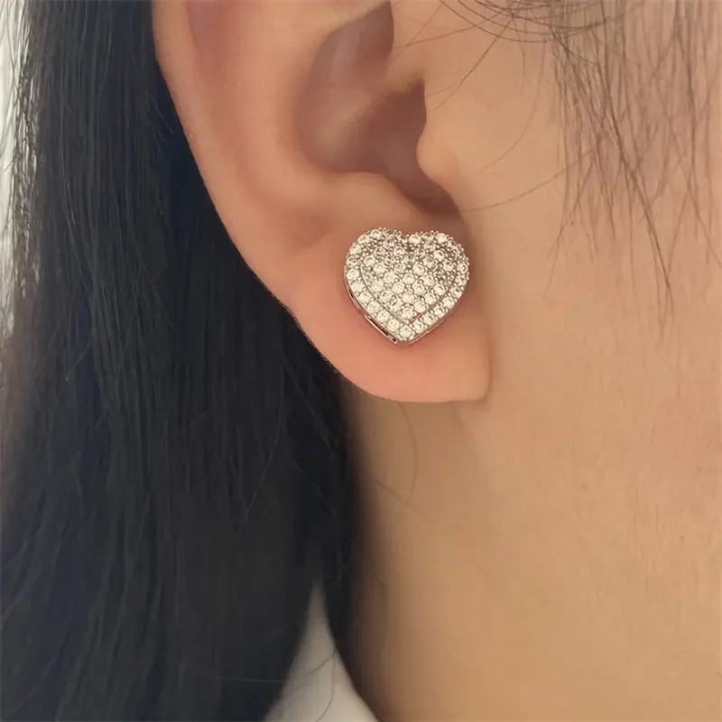 Dazzling Heart Earring - Image 3