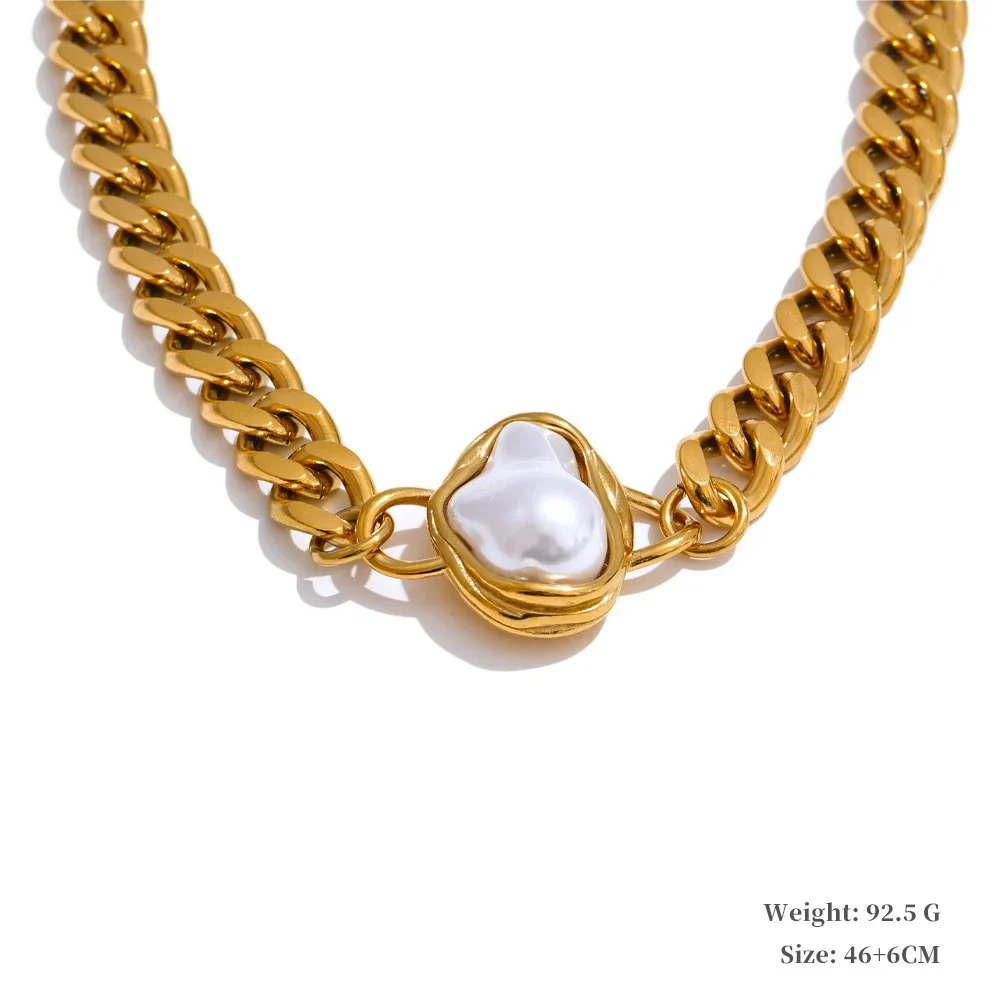 Elegant Chunky Pearls Necklace & Earring Set - Image 2