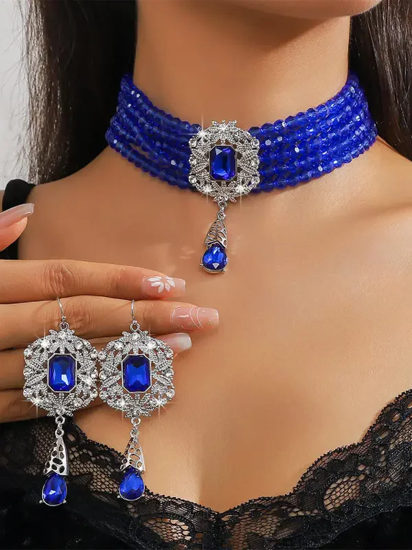 Elegant Crystal Decorated Jewelry Set - Image 4