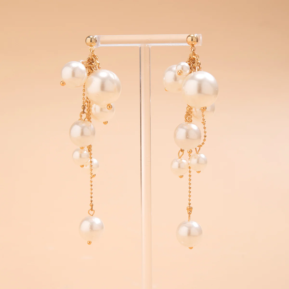 Elegant Pearl Tassel Drop Earrings - Image 3