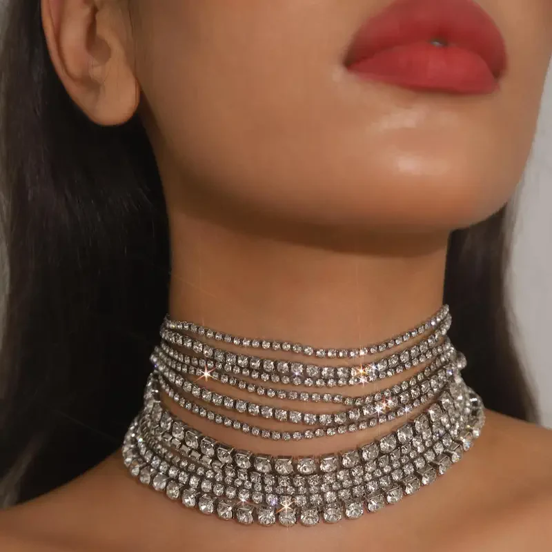 Elegant Rhinestone Choker Necklace - Image 2