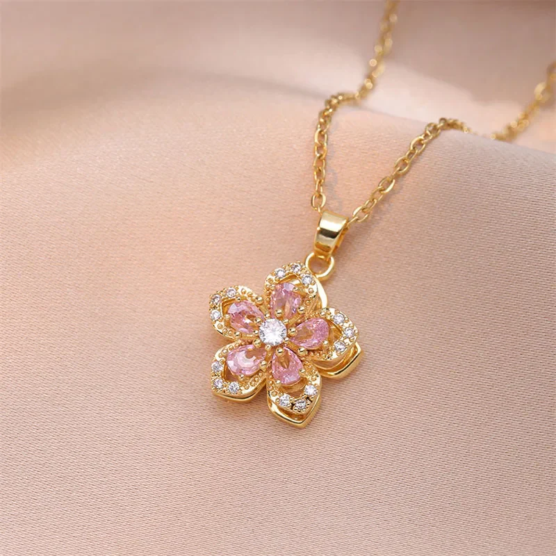 Elegant Rotatable Flower Necklace - Image 2