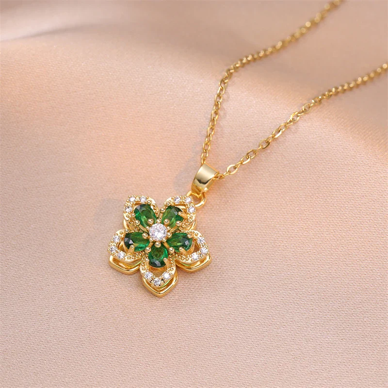 Elegant Rotatable Flower Necklace - Image 3