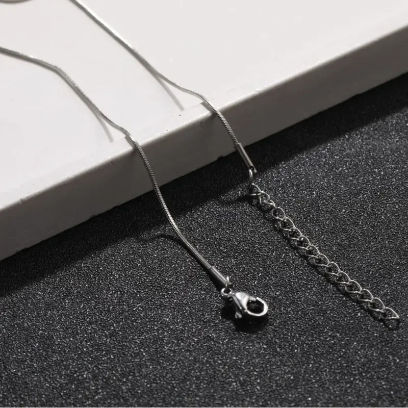 Elegant Silver Snake Necklace - Image 2