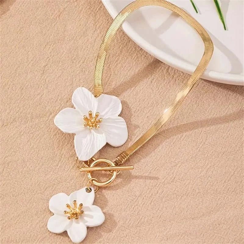 Elegant Twin Flower Anklet - Image 9