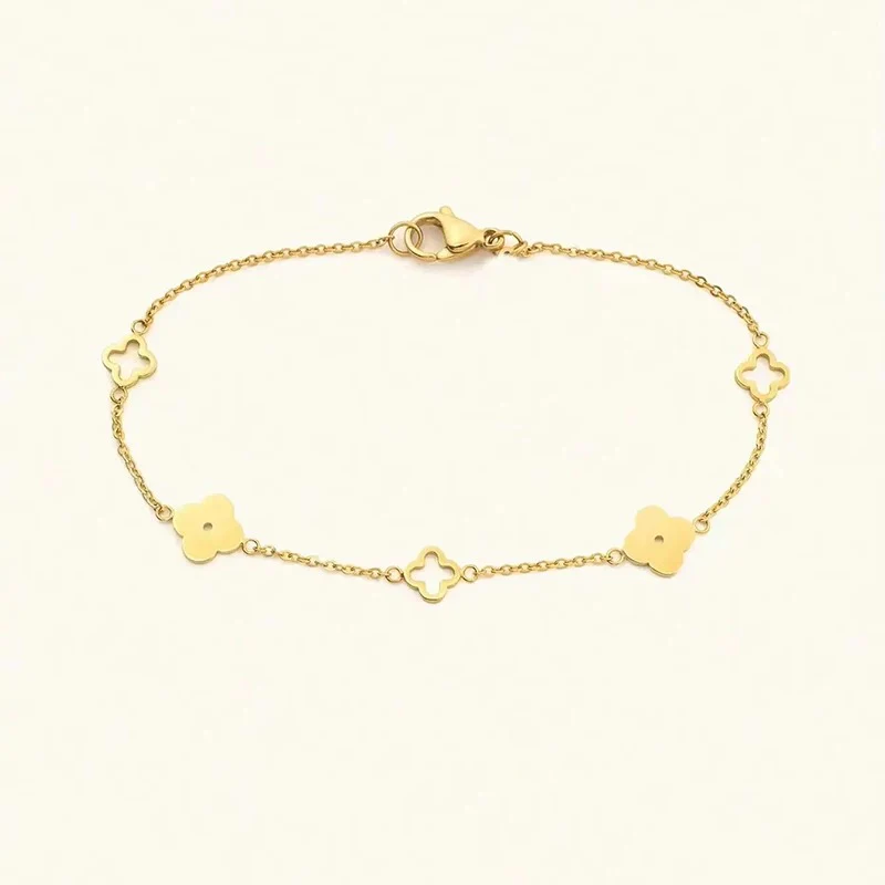 Four Leaf Clover Blossom Necklace - Image 3