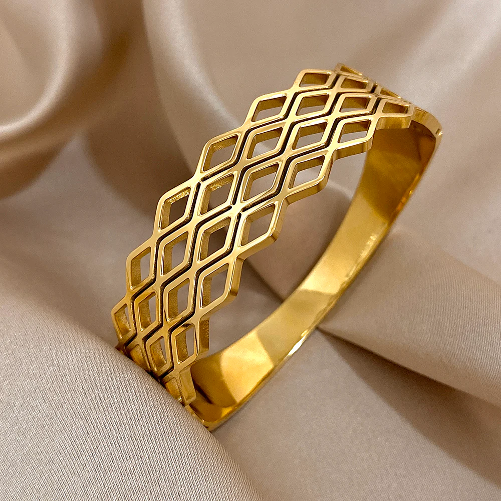 Geometric Cutout Gold Bangle - Image 2
